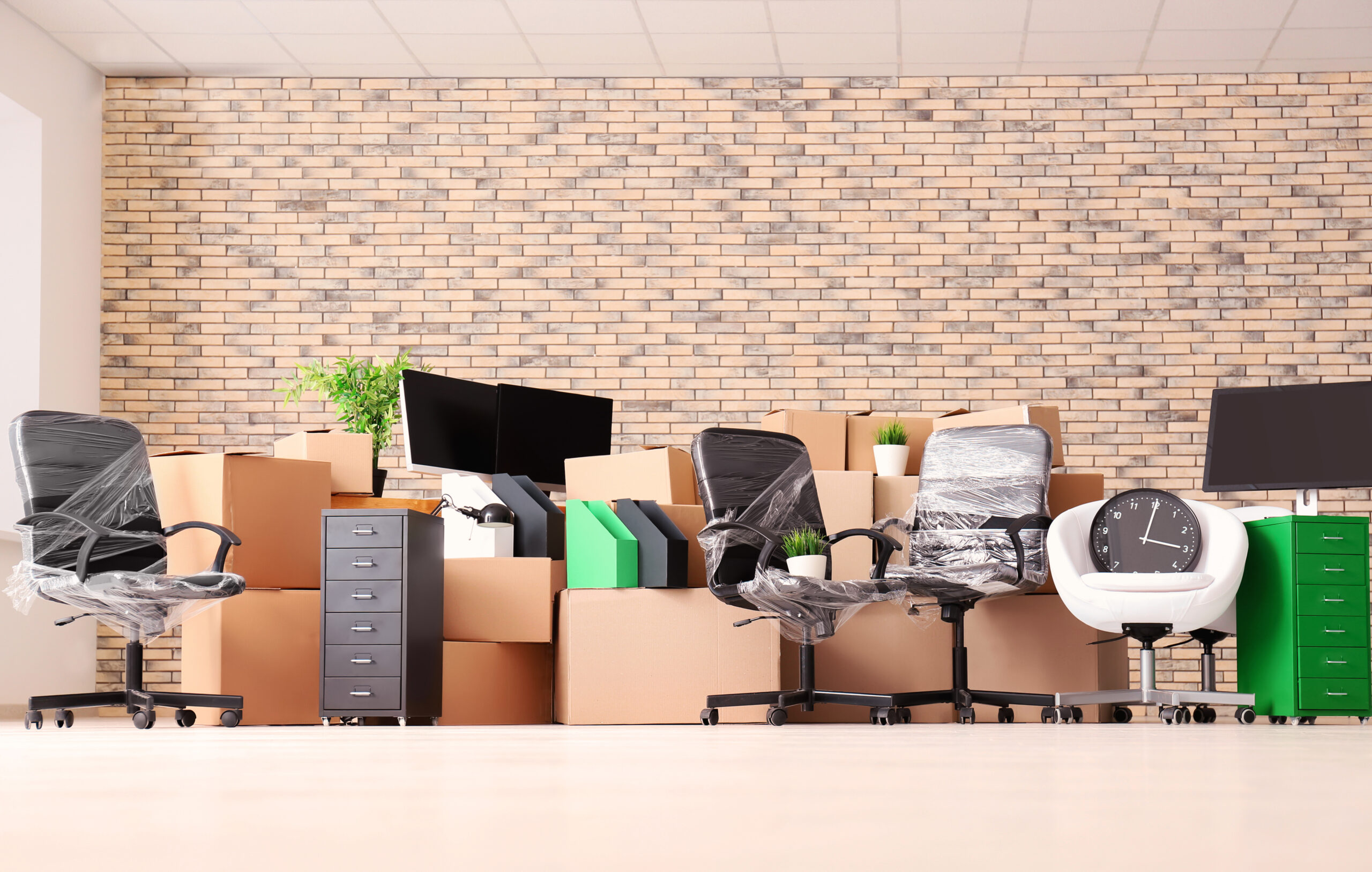 How Long Distance Moving Companies Simplify Corporate Relocation